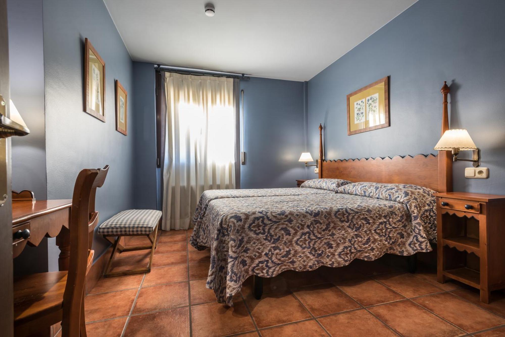 El Refugio De Aran Vielha Aparthotel Pokoj fotografie