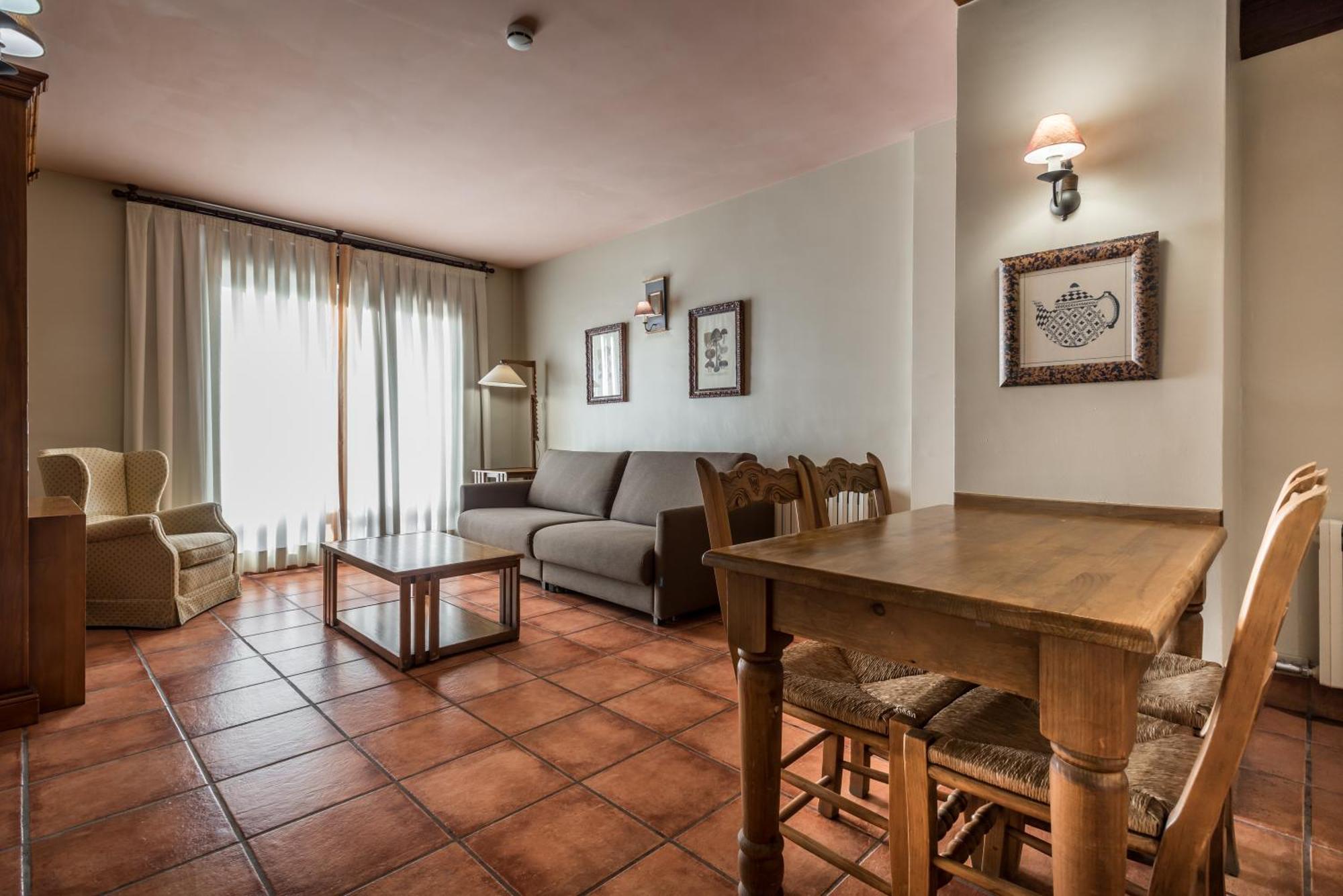El Refugio De Aran Vielha Aparthotel Pokoj fotografie